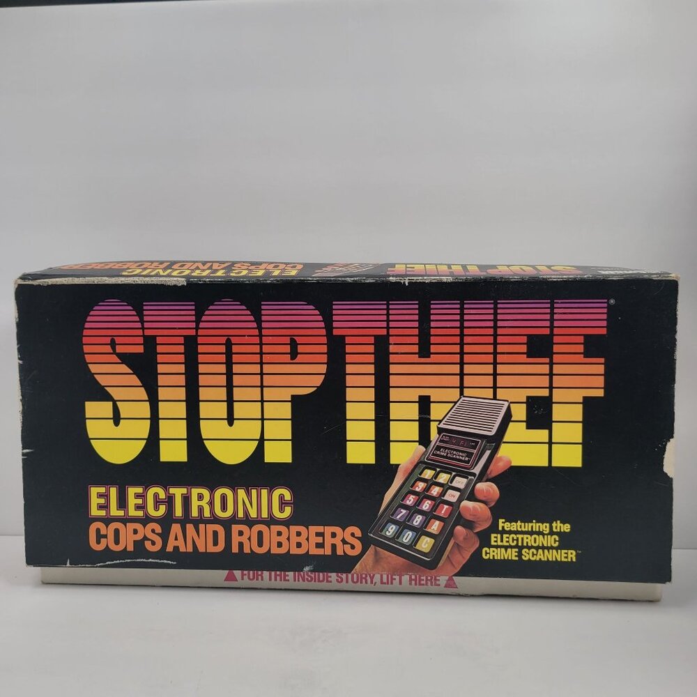 VTG 1979 Parker Brothers Stop Thief Electronic Cop And Robbers Board Game Works
